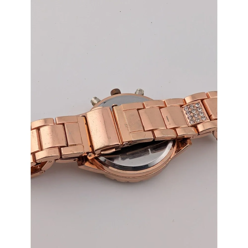 Geneva Women's Quartz Watch Rose Gold 7.75